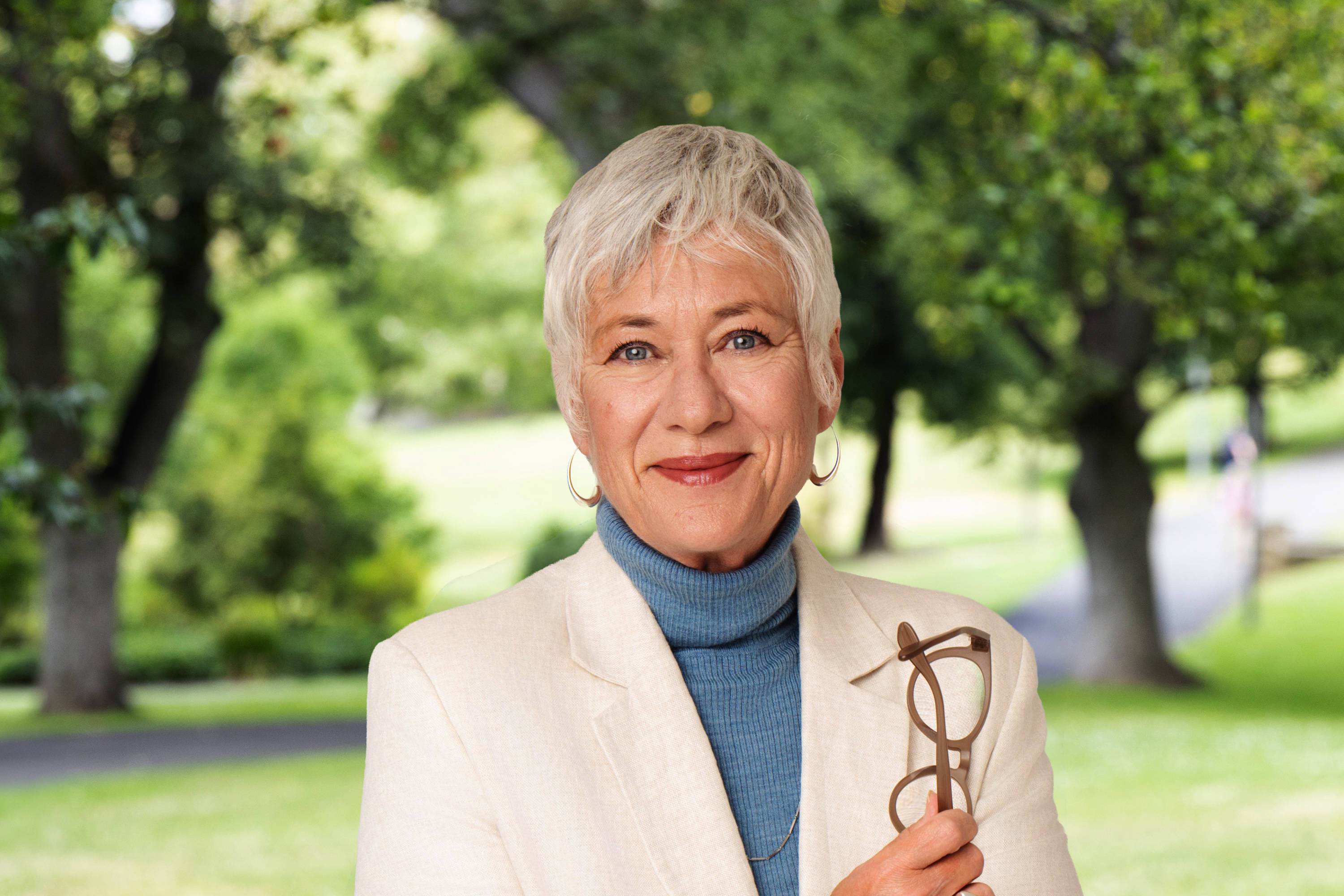 Louisa Vanderkruk, Senior Consultant